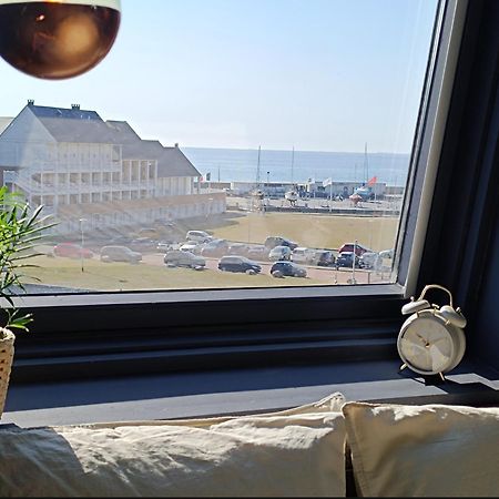 Studio Neuf Vue Mer Marina Deauville Exterior photo
